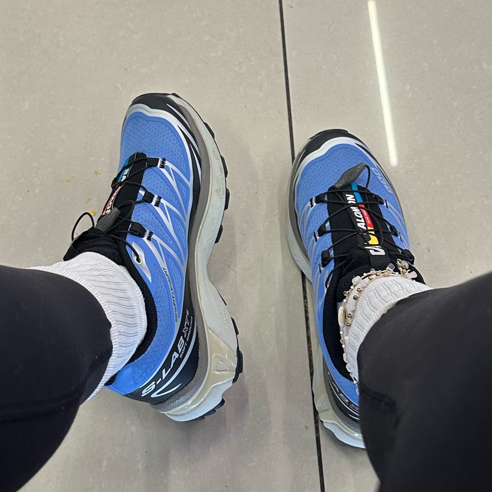 Salomon Women's Blue and Black Trail Shoes